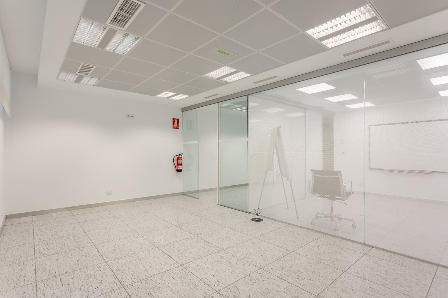 Kontor til leje i Zizur Mayor / Zizur Nagusia med garage - € 1.100 (Ref: 8838448)