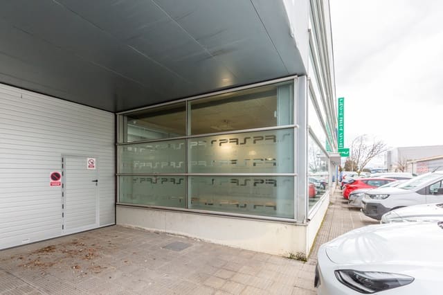 Erhverv til leje i Noain - € 5.500 (Ref: 8849311)