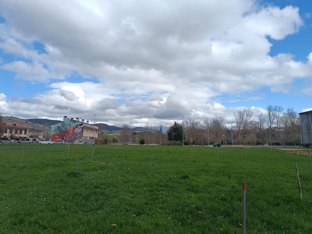 Byggegrund til salg i Huarte - € 324.700 (Ref: 8884074)