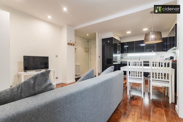 2 soveværelse Lejlighed til salg i Pamplona / Iruña - € 357.500 (Ref: 8899933)