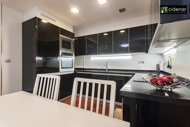2 soveværelse Lejlighed til salg i Pamplona / Iruña - € 357.500 (Ref: 8899933)