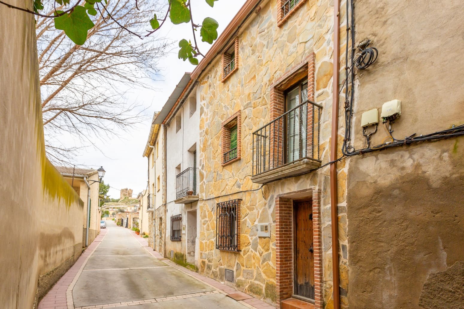 6 soveværelse Villa til salg i Milagro - € 99.500 (Ref: 8905285)