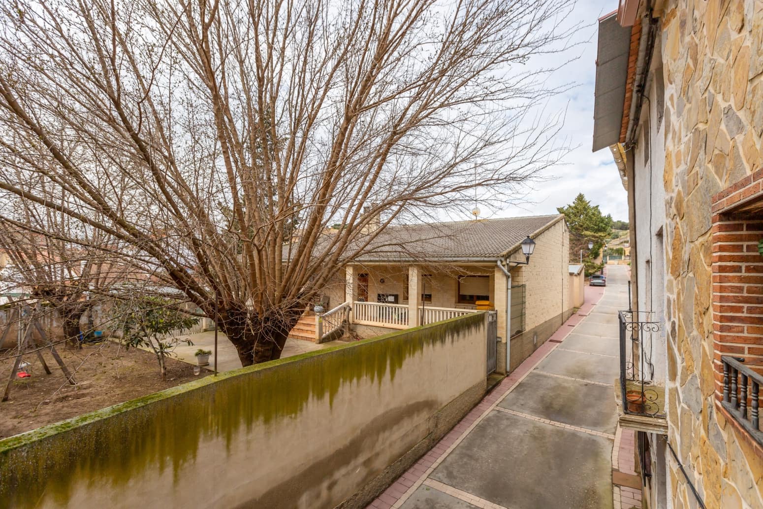 6 soveværelse Villa til salg i Milagro - € 99.500 (Ref: 8905285)