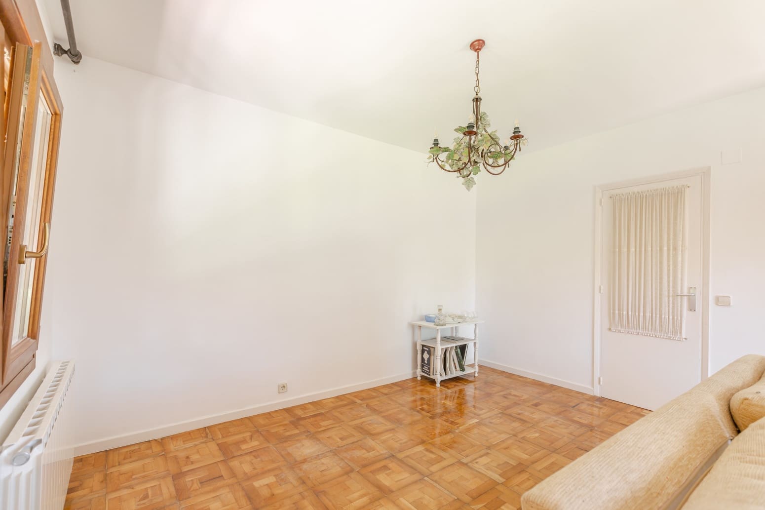 5 soveværelse Villa til salg i Ultzama med swimmingpool - € 330.000 (Ref: 8917786)