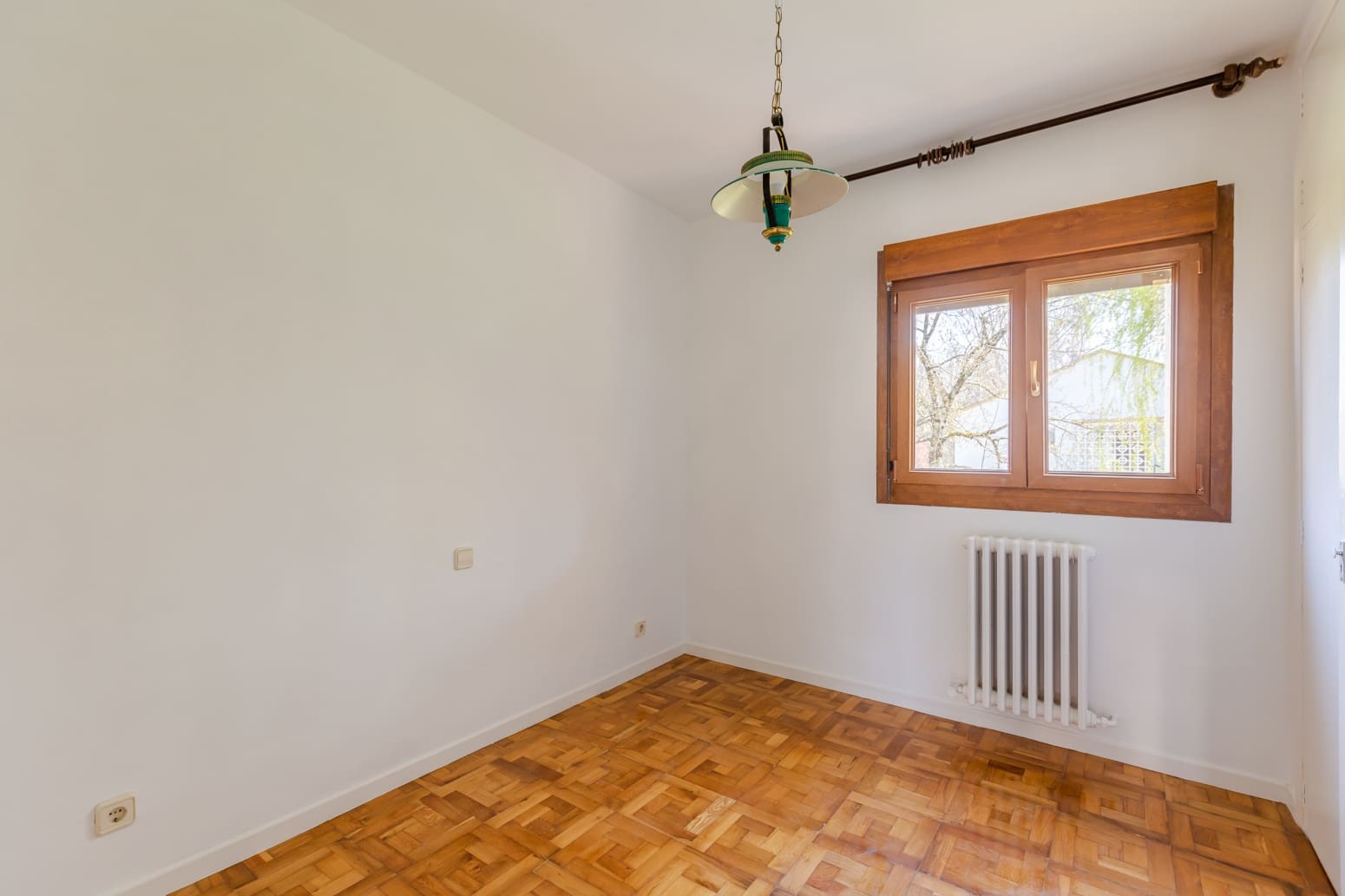 5 soveværelse Villa til salg i Ultzama med swimmingpool - € 330.000 (Ref: 8917786)