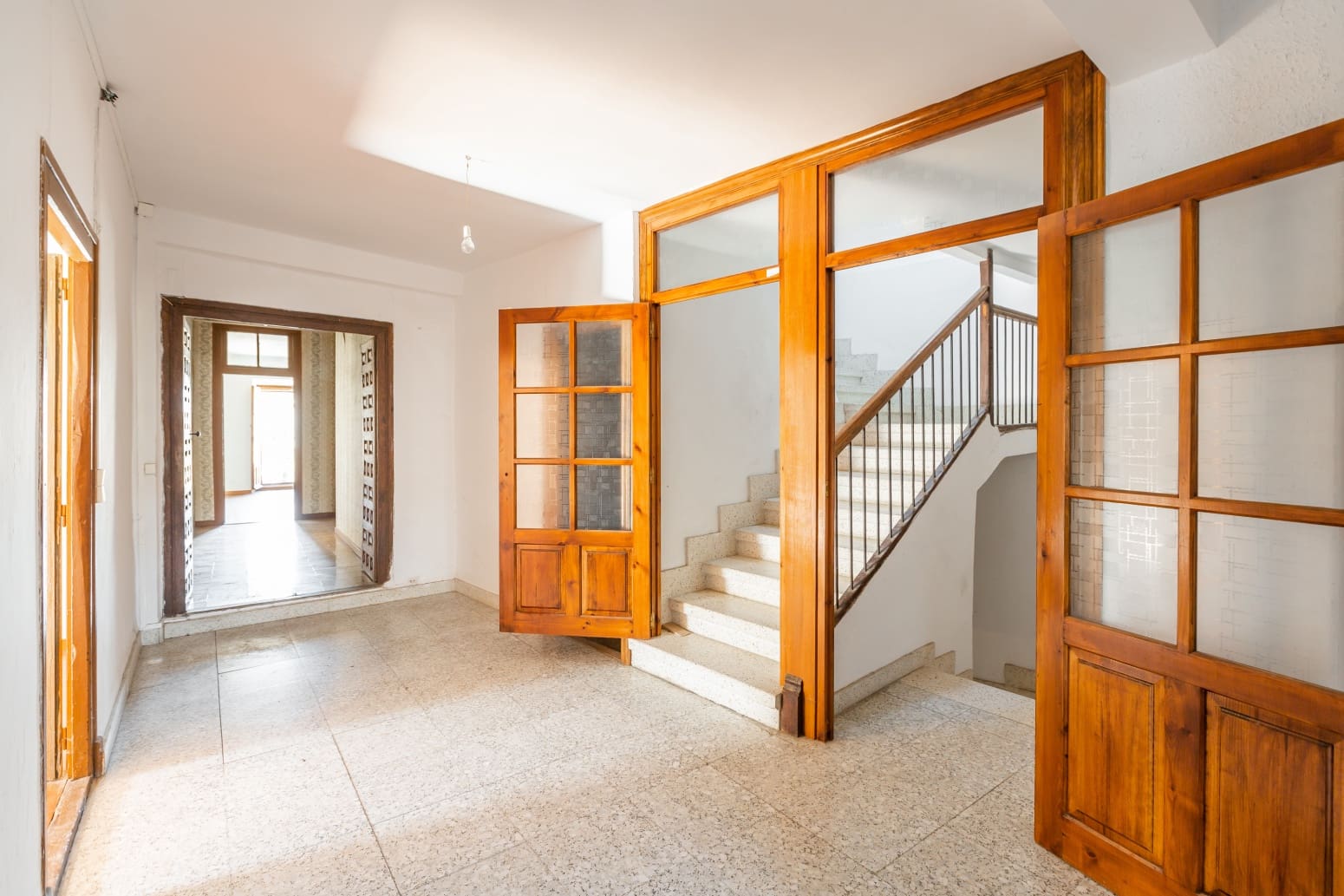 8 soveværelse Villa til salg i Uterga - € 299.000 (Ref: 8956964)