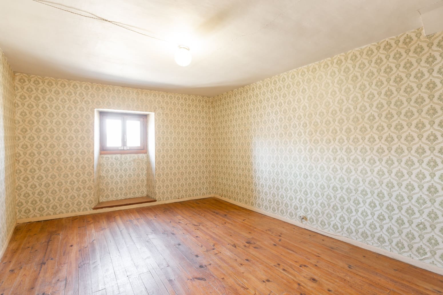 8 soveværelse Villa til salg i Uterga - € 299.000 (Ref: 8956964)