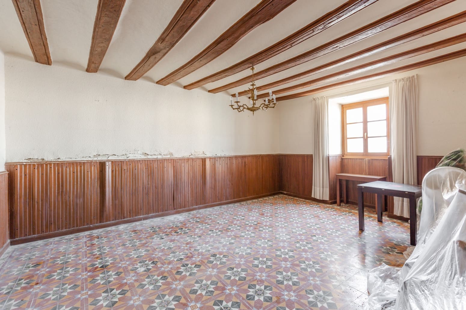 8 soveværelse Villa til salg i Uterga - € 299.000 (Ref: 8956964)