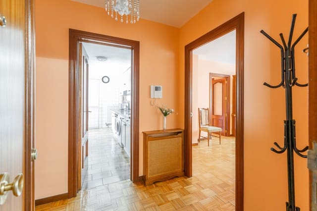 3 quarto Apartamento para arrendar em Villava / Atarrabia com garagem - 850 € (Ref: 8956968)