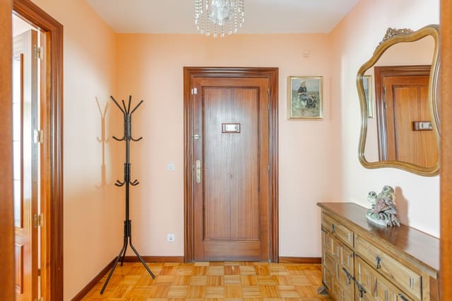 3 quarto Apartamento para arrendar em Villava / Atarrabia com garagem - 850 € (Ref: 8956968)