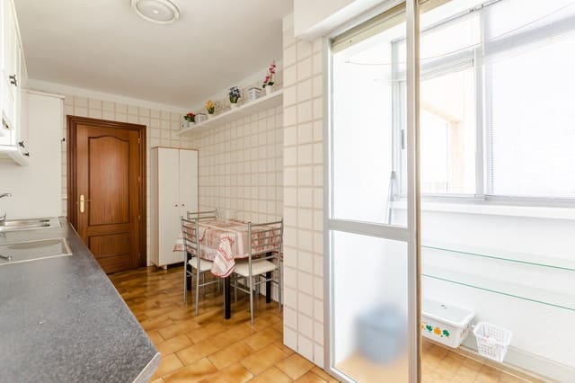 3 quarto Apartamento para arrendar em Villava / Atarrabia com garagem - 850 € (Ref: 8956968)