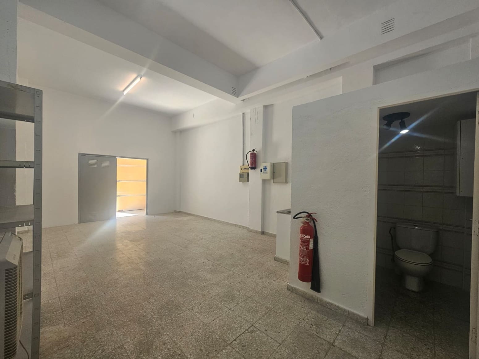 Erhverv til leje i Pamplona / Iruna - € 550 (Ref: 8956971)