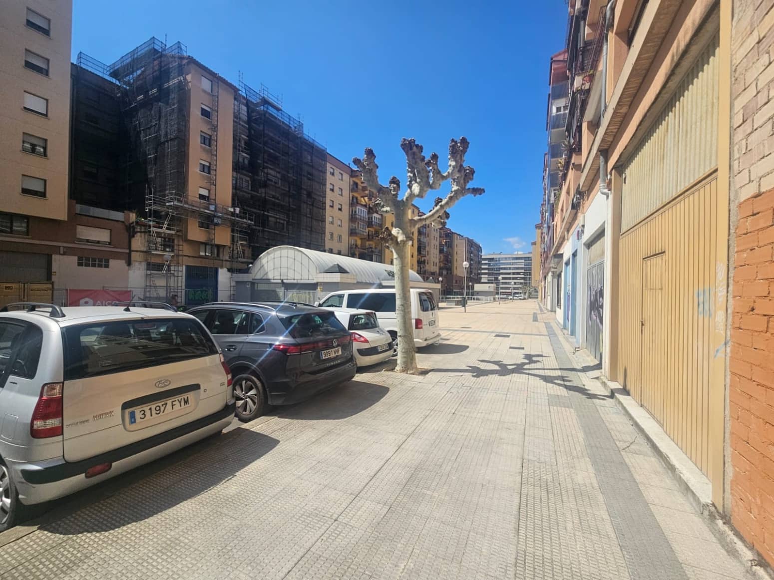 Erhverv til leje i Pamplona / Iruna - € 550 (Ref: 8956971)