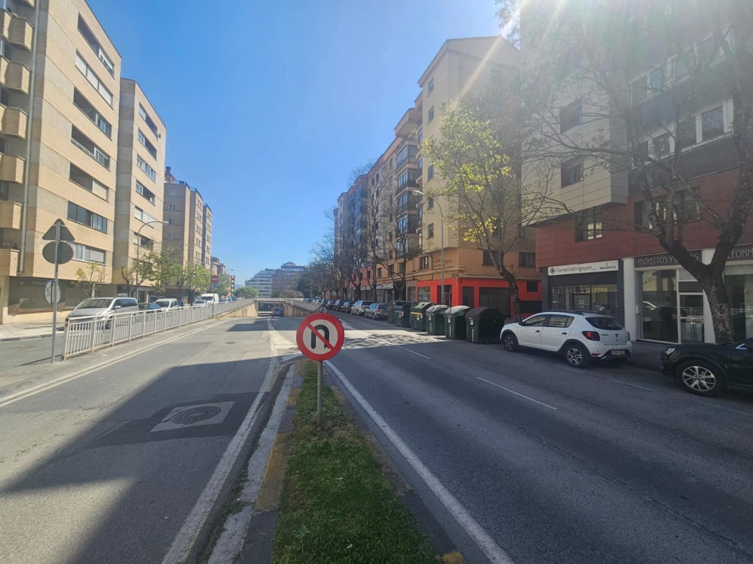 Erhverv til leje i Pamplona / Iruna - € 550 (Ref: 8956971)