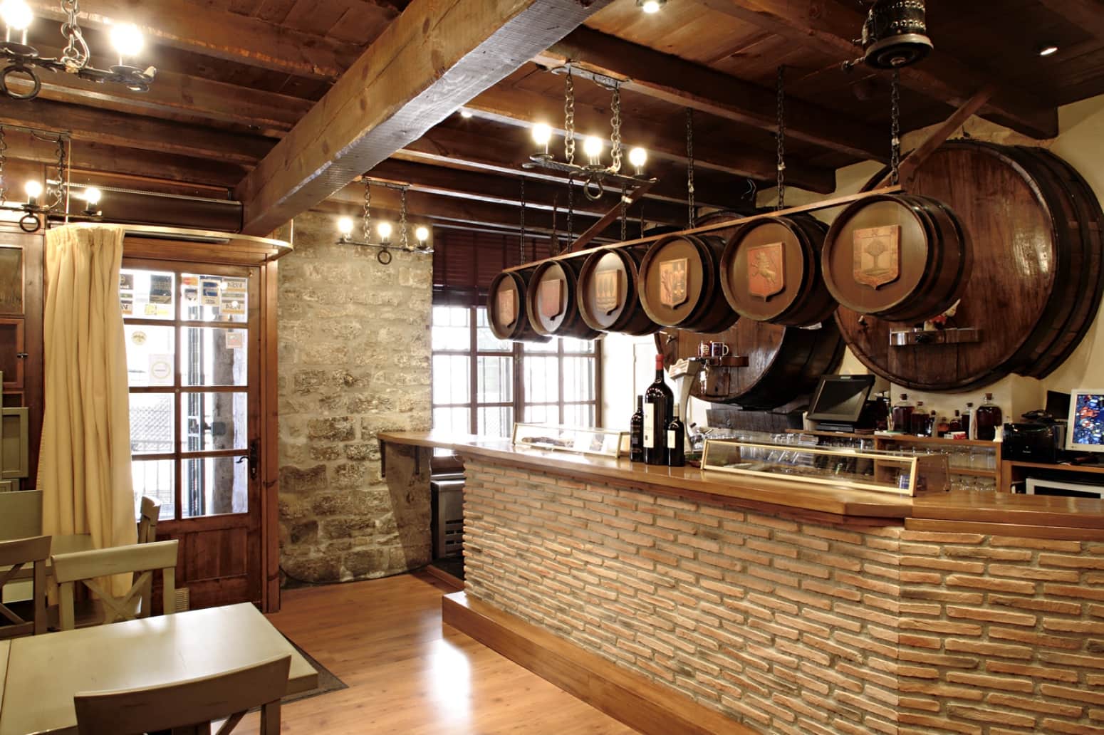 Erhverv til salg i Pamplona / Iruna - € 550.000 (Ref: 8975894)