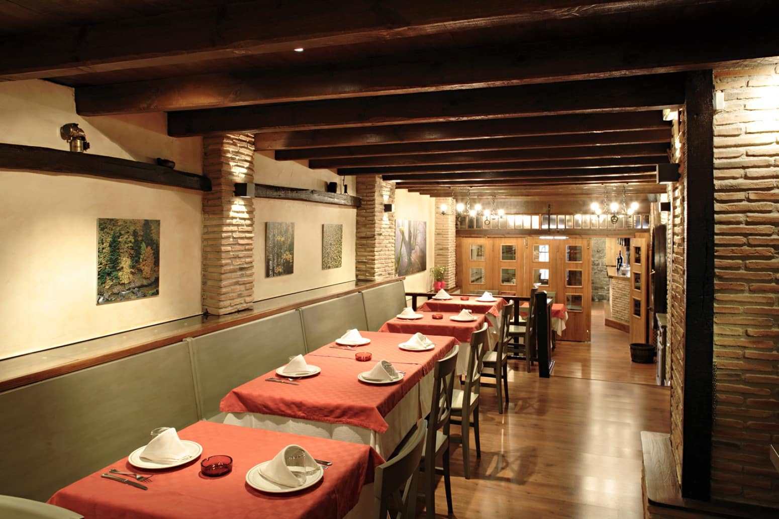 Erhverv til salg i Pamplona / Iruna - € 550.000 (Ref: 8975894)