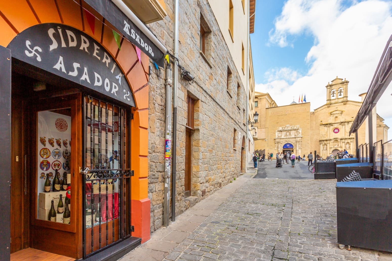 Erhverv til salg i Pamplona / Iruna - € 550.000 (Ref: 8975894)