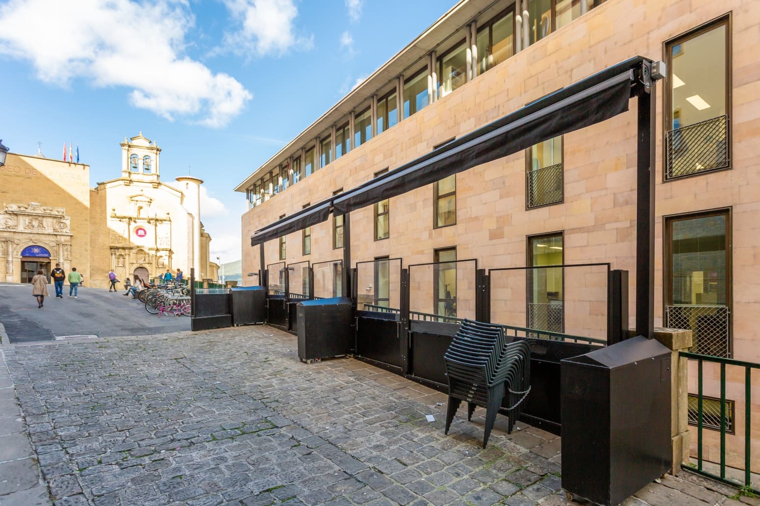 Erhverv til salg i Pamplona / Iruna - € 550.000 (Ref: 8975894)