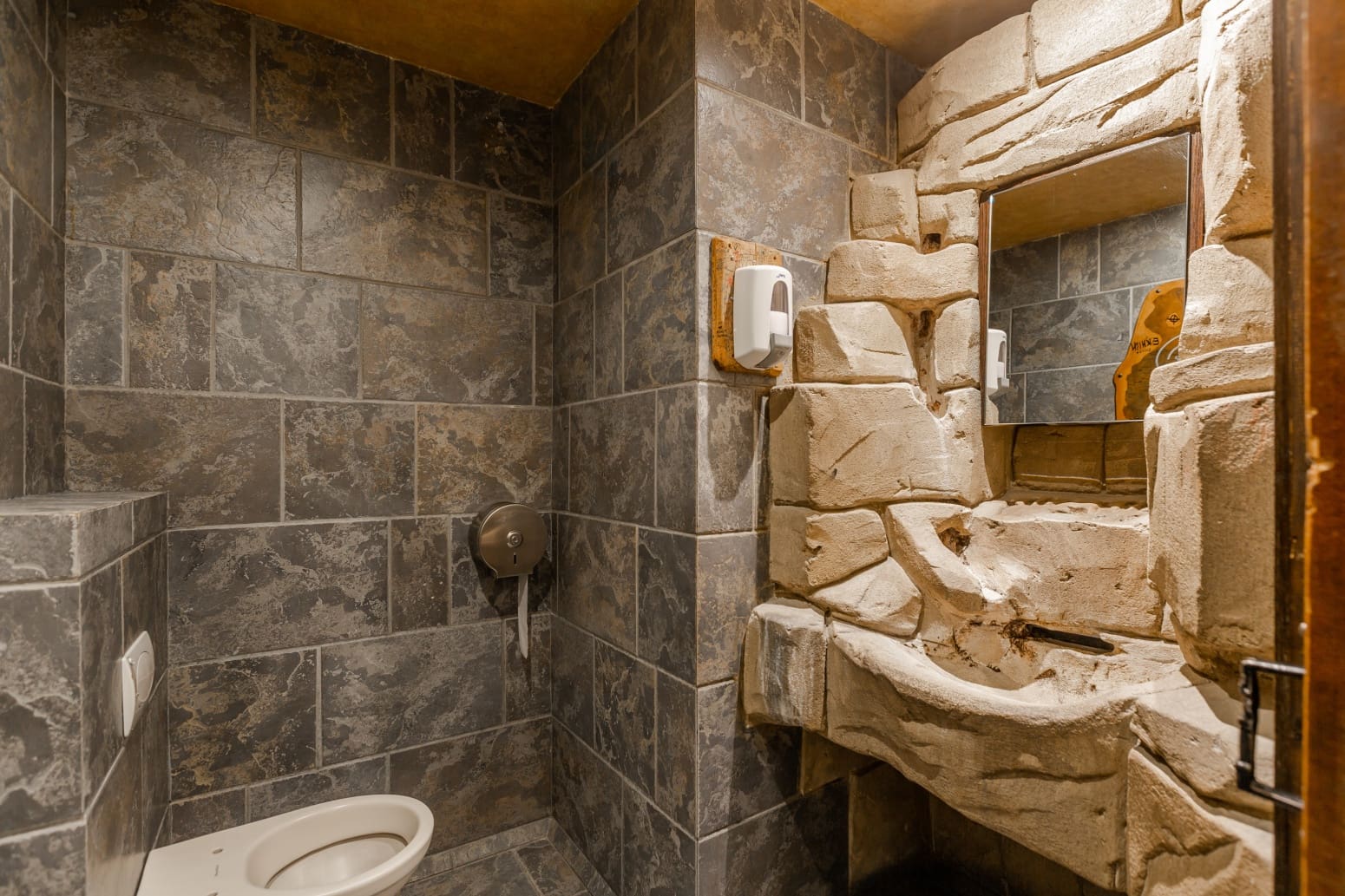 Bedrift til salgs i Pamplona - € 690 000 (Ref: 8988096)