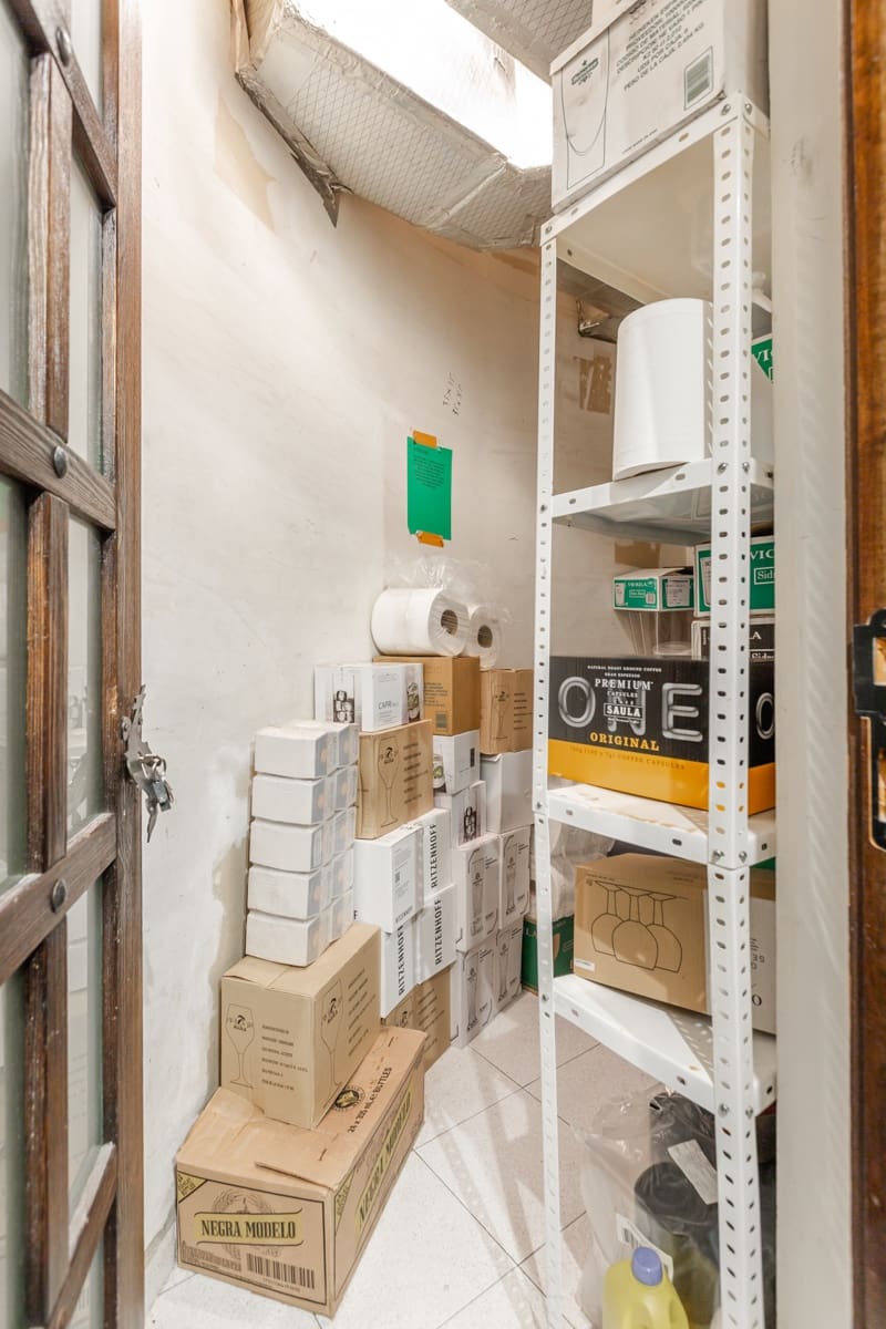 Erhverv til salg i Pamplona / Iruna - € 690.000 (Ref: 8988097)