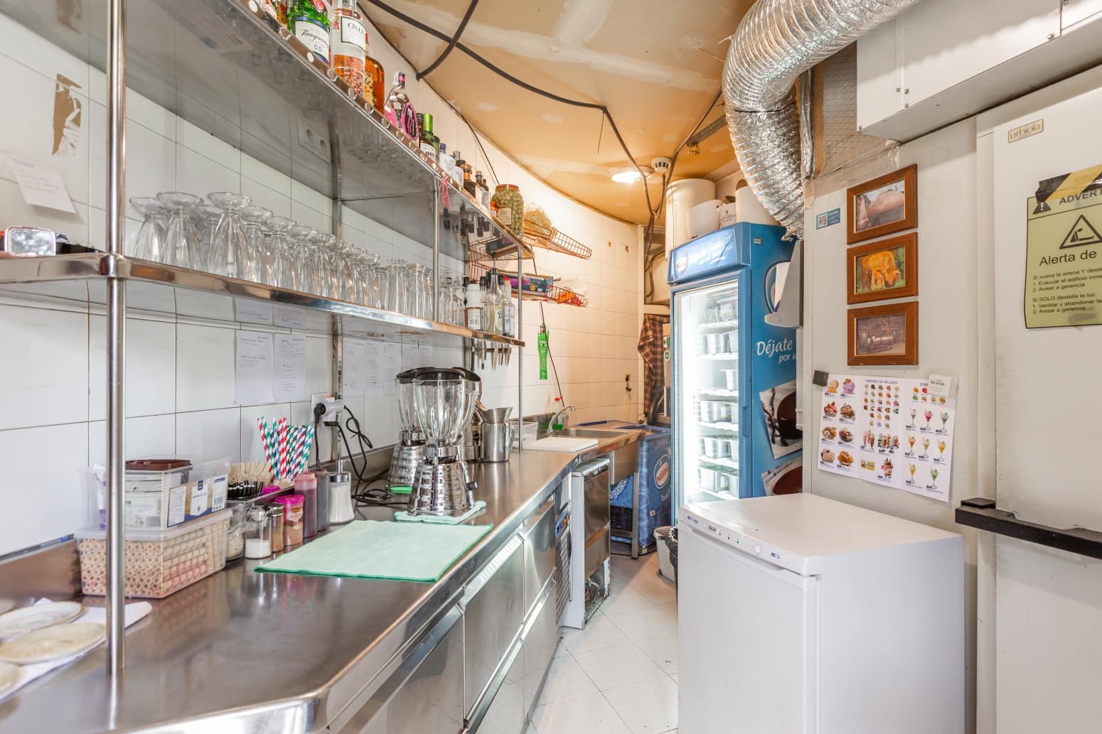 Erhverv til salg i Pamplona / Iruna - € 690.000 (Ref: 8988097)