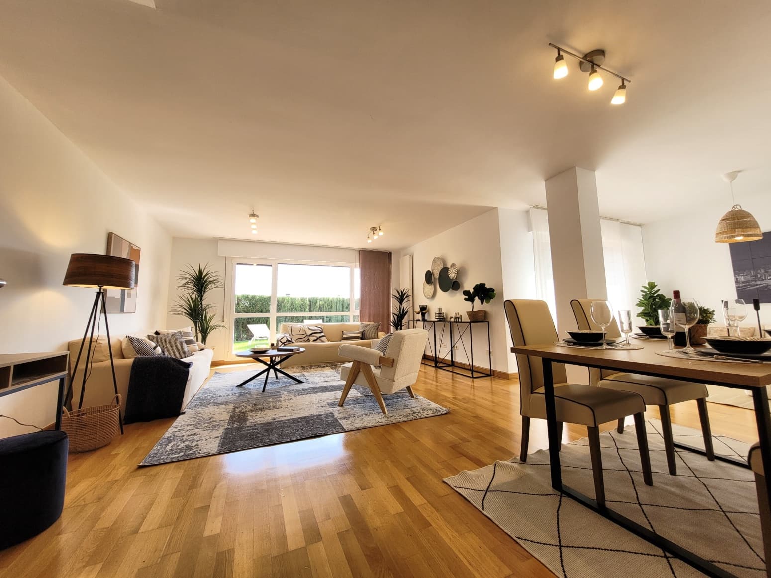 6 soveværelse Villa til salg i Zuasti med garage - € 469.900 (Ref: 8996836)