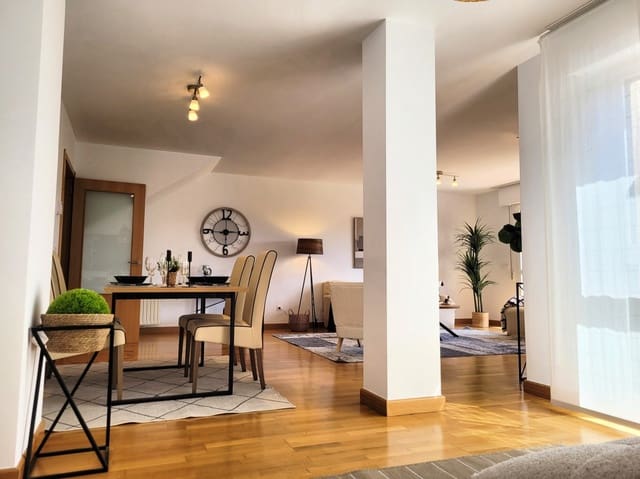 6 soveværelse Villa til salg i Zuasti, Iza med garage - € 469.900 (Ref: 8996836)