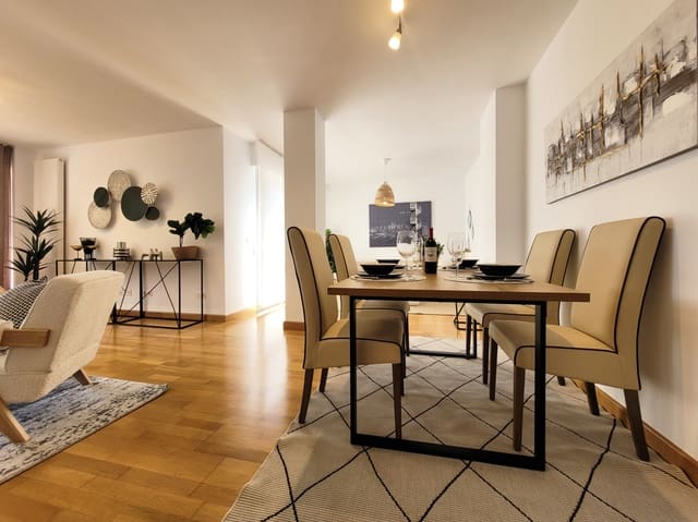 6 soveværelse Villa til salg i Zuasti, Iza med garage - € 469.900 (Ref: 8996836)