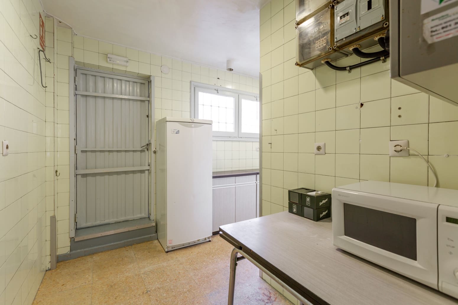 Erhverv til salg i Pamplona / Iruna - € 110.000 (Ref: 9006812)