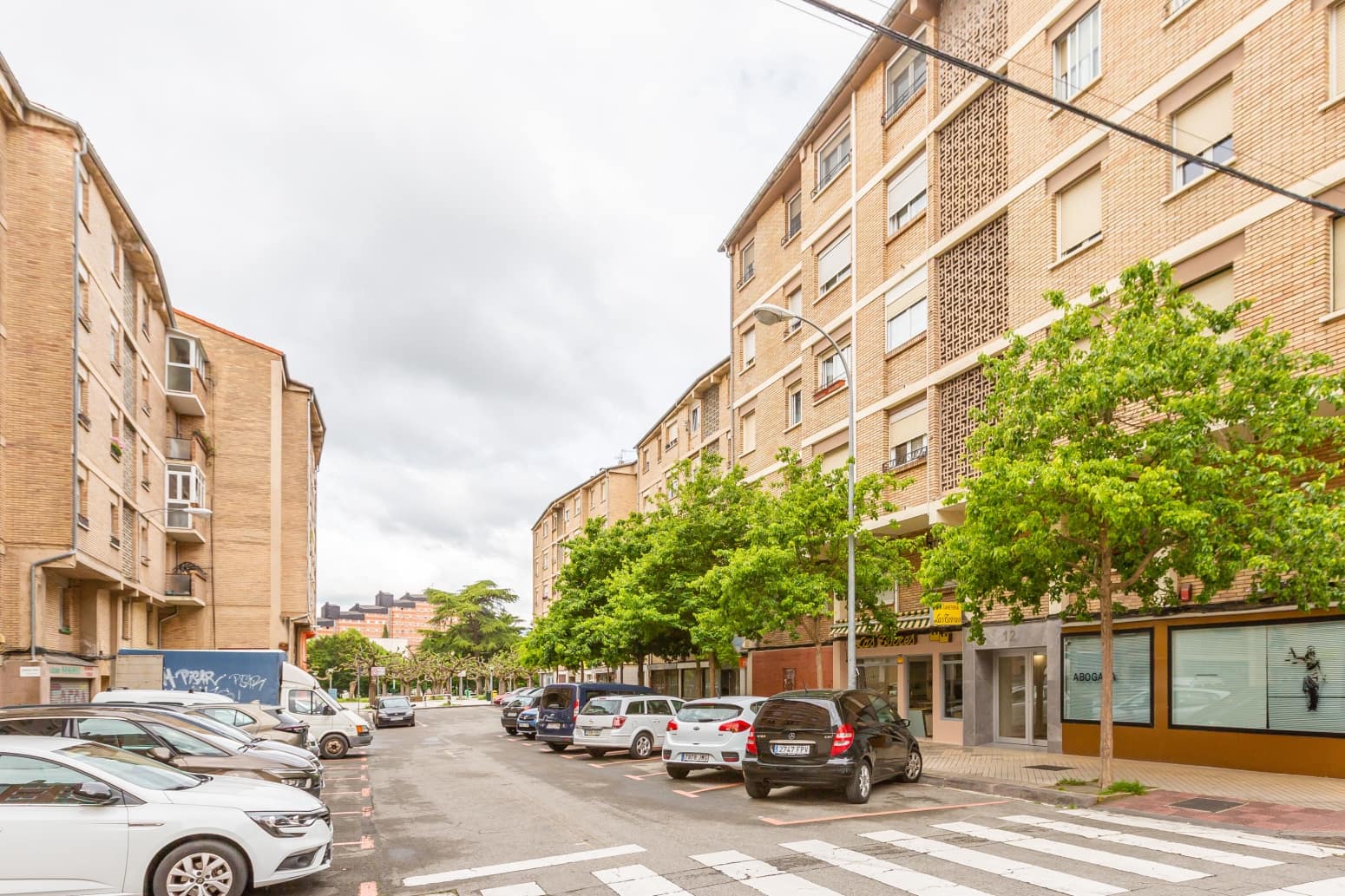 Erhverv til salg i Pamplona / Iruna - € 110.000 (Ref: 9006812)
