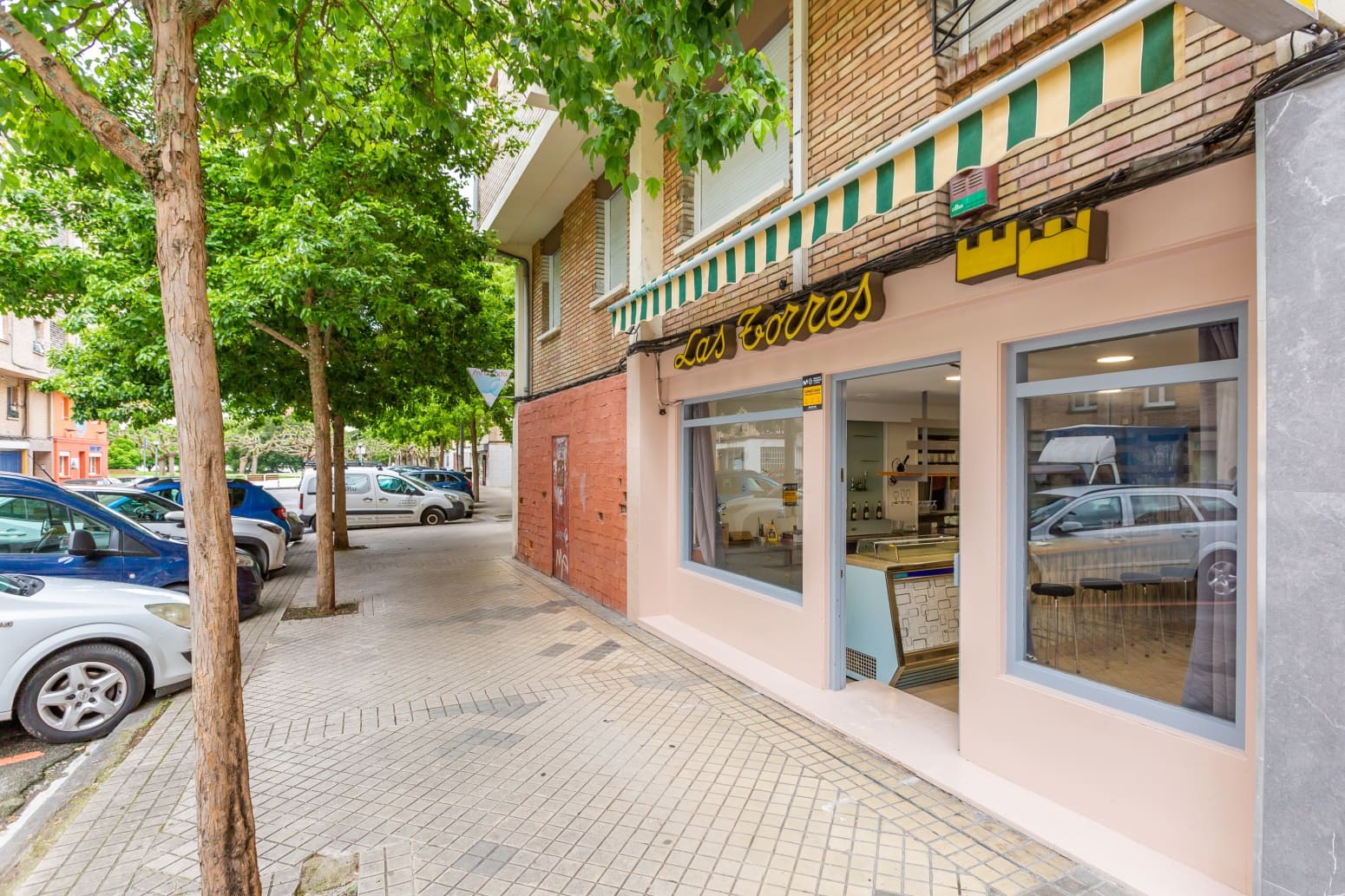 Erhverv til salg i Pamplona / Iruna - € 110.000 (Ref: 9006812)