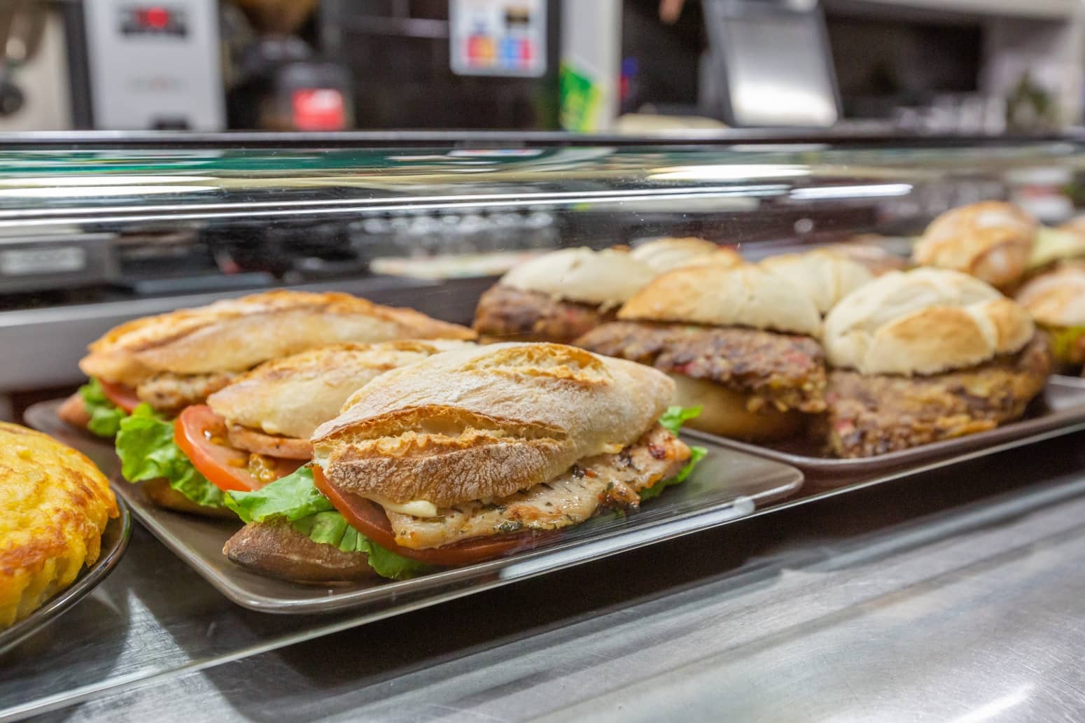 Kommersiell til salgs i Pamplona - € 48 000 (Ref: 9014248)