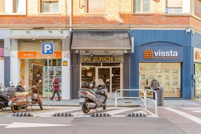 Commercieel te koop in Pamplona - € 48.000 (Ref: 9014248)