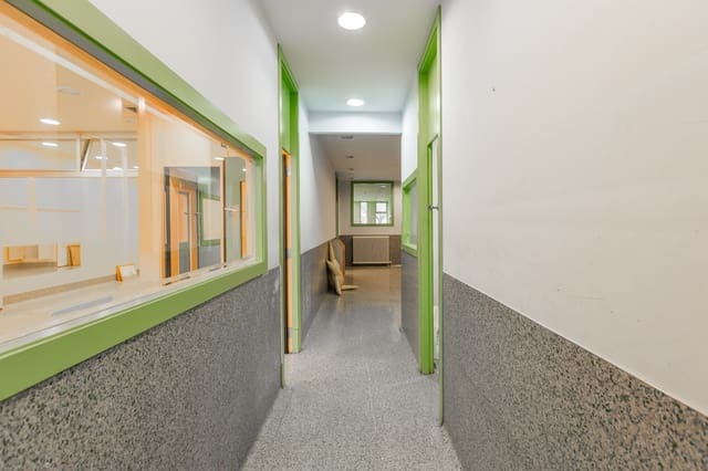 Commercial for sale in Zizur Mayor / Zizur Nagusia - € 220,000 (Ref: 9014249)