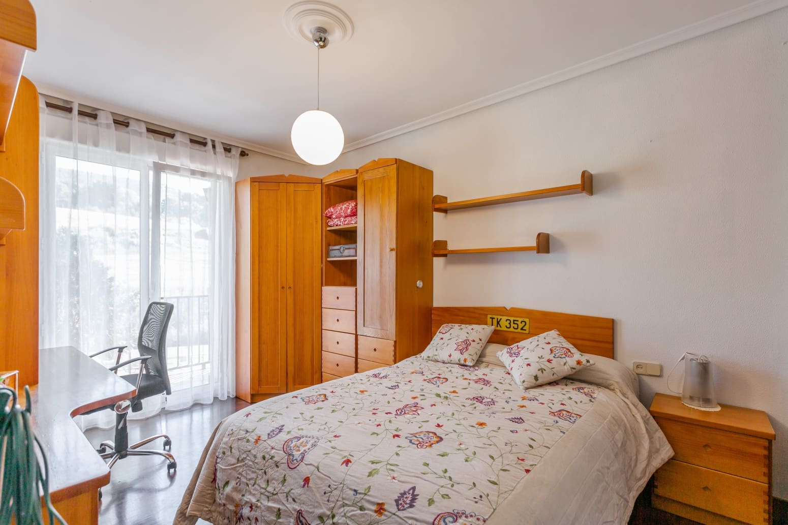 5 soveværelse Villa til salg i Ezcabarte med garage - € 689.900 (Ref: 9019924)