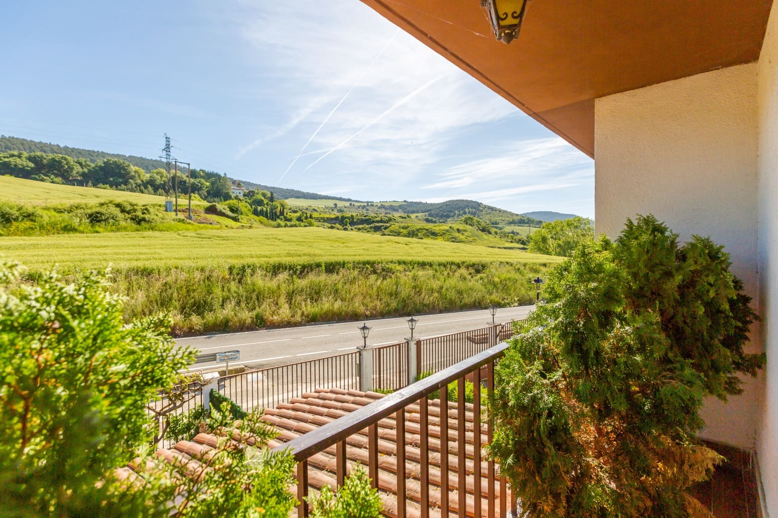 5 soveværelse Villa til salg i Ezcabarte med garage - € 689.900 (Ref: 9019924)