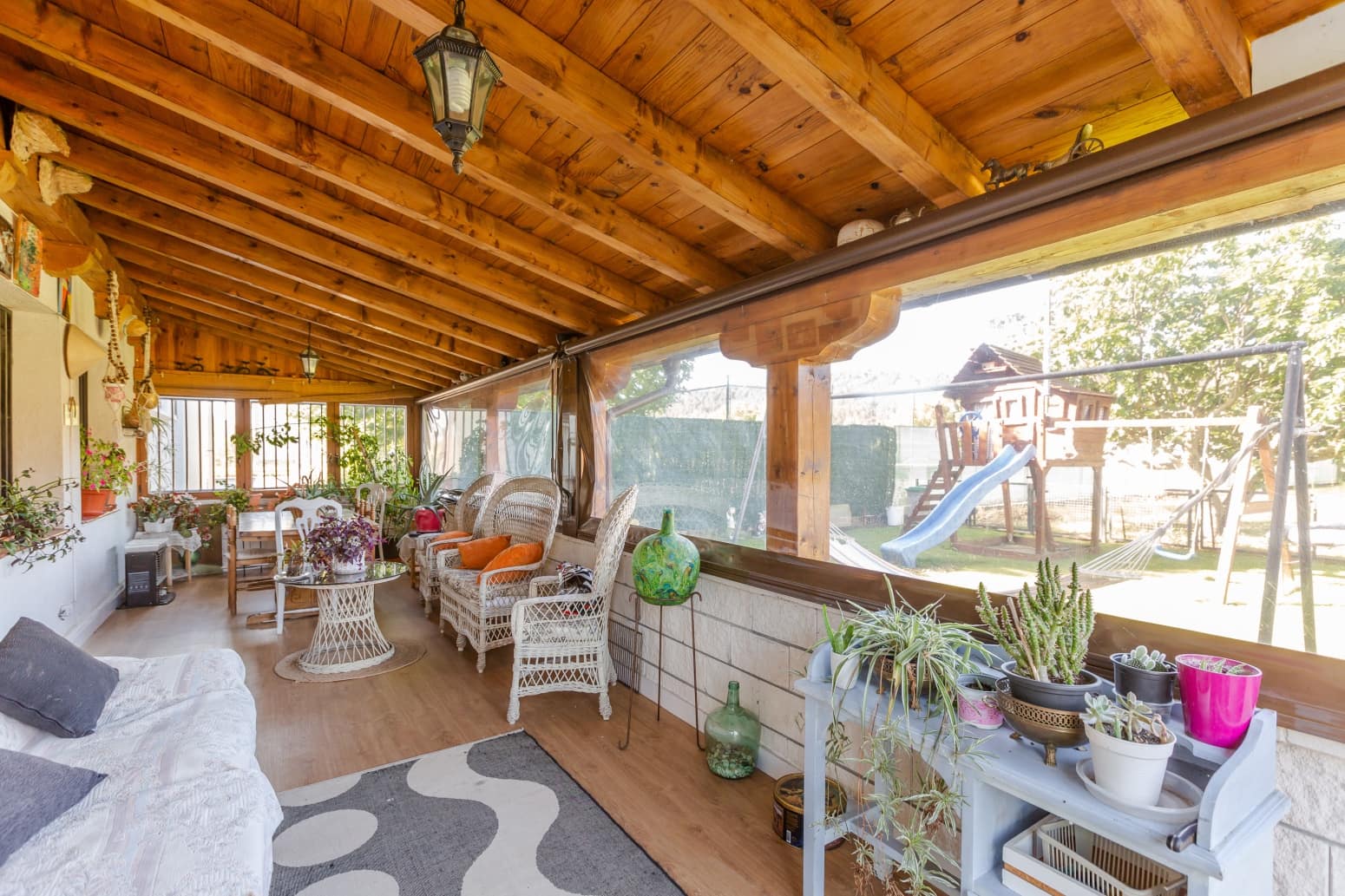 5 soveværelse Villa til salg i Ezcabarte med garage - € 689.900 (Ref: 9019924)