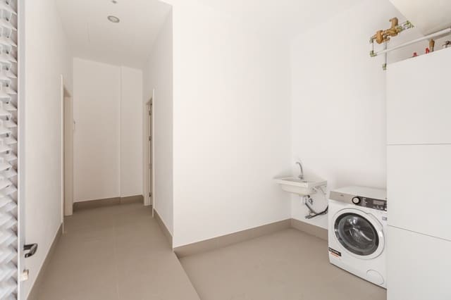 3 soveværelse Lejlighed til salg i Pamplona / Iruña - € 269.000 (Ref: 9019926)