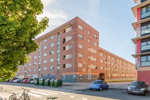 3 soveværelse Lejlighed til salg i Pamplona / Iruña - € 269.000 (Ref: 9019926)