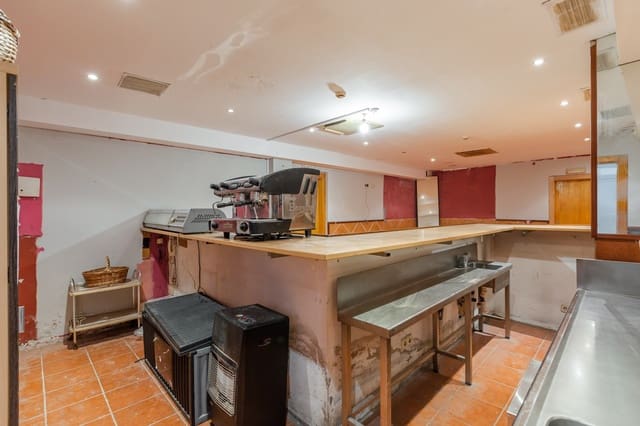 5 slaapkamer Bedrijf te koop in Unzué - € 280.000 (Ref: 9024461)