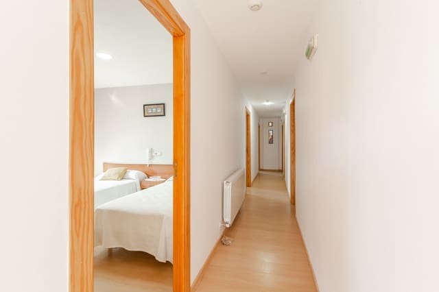 5 soveværelse Villa til salg i Unzué - € 285.000 (Ref: 9024462)