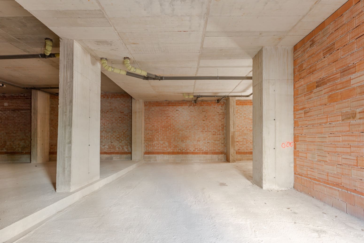 Local Commercial à louer à Pampelune - 2 200 € (Ref: 9026392)