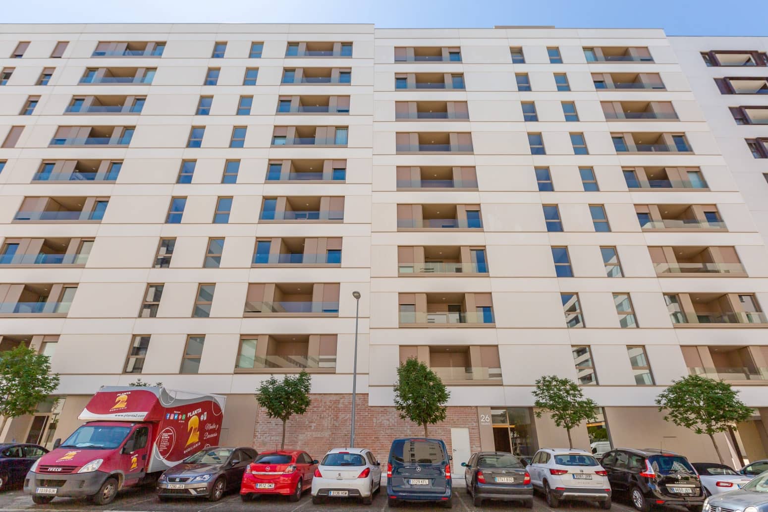 Local Commercial à louer à Pampelune - 2 200 € (Ref: 9026392)