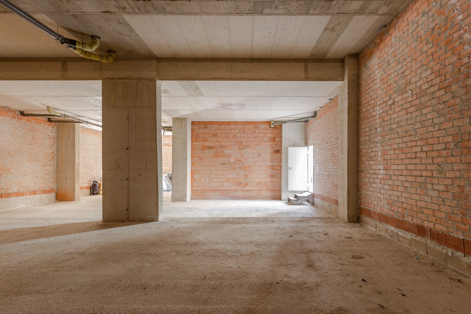 Local Commercial à louer à Pampelune - 2 200 € (Ref: 9026392)