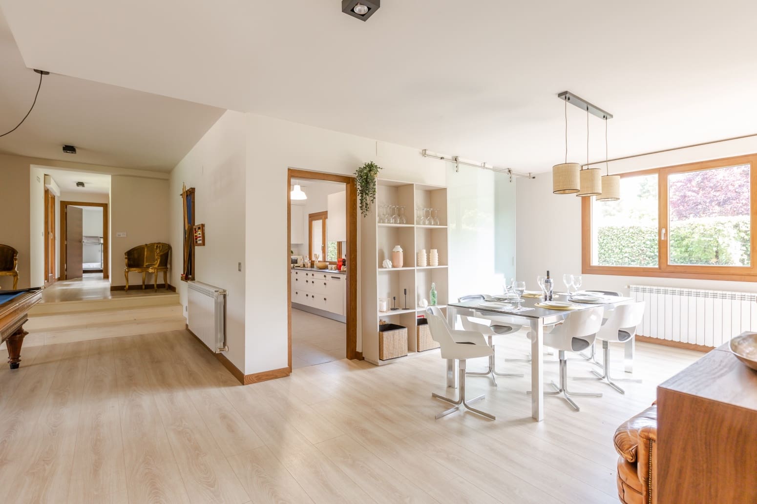 3 soveværelse Villa til salg i Burutain med garage - € 585.000 (Ref: 9034260)