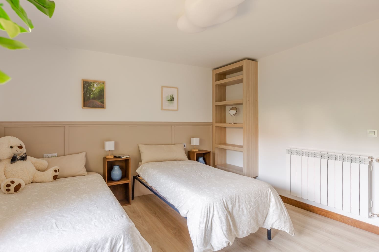 3 soveværelse Villa til salg i Burutain med garage - € 585.000 (Ref: 9034260)