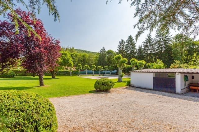 3 soveværelse Villa til salg i Burutain, Anué med garage - € 585.000 (Ref: 9034260)