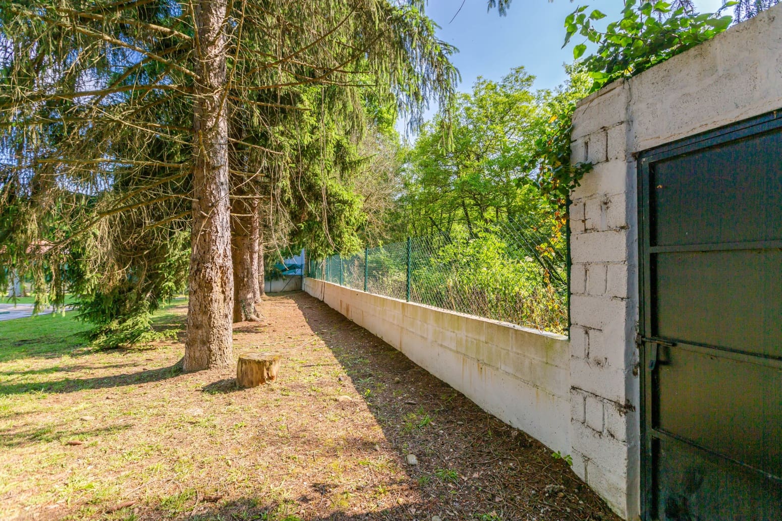 3 soveværelse Villa til salg i Burutain med garage - € 585.000 (Ref: 9034260)