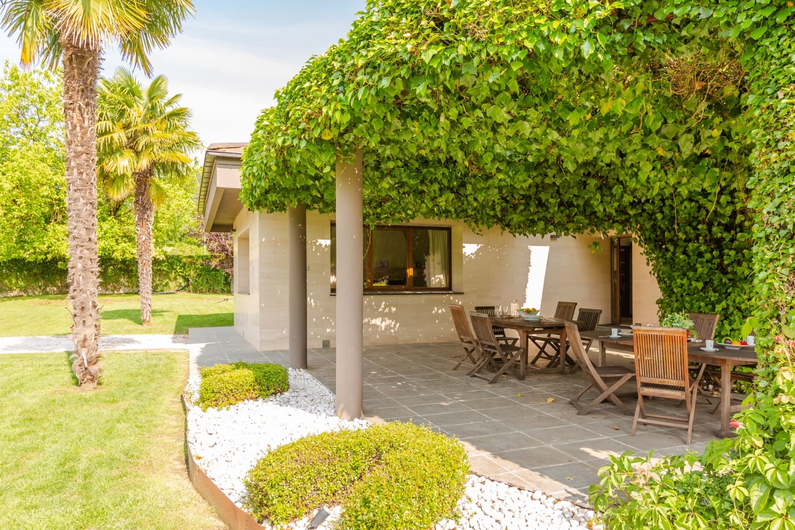 3 soveværelse Villa til salg i Burutain med garage - € 585.000 (Ref: 9034260)