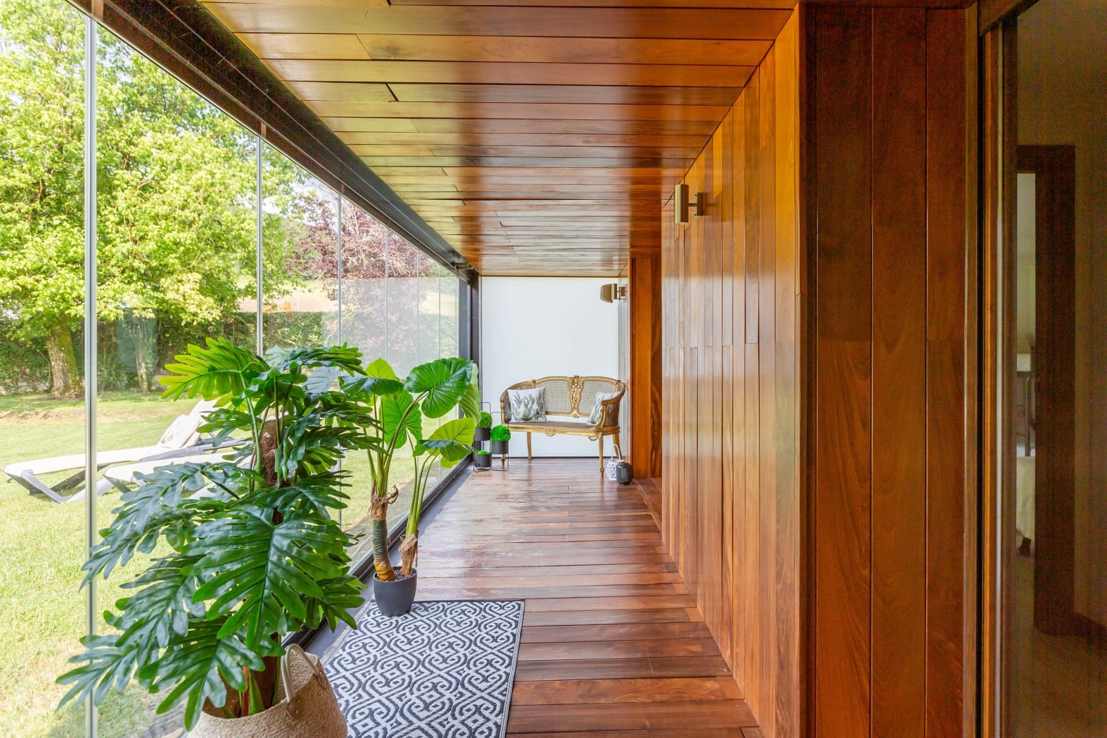 3 soveværelse Villa til salg i Burutain med garage - € 585.000 (Ref: 9034260)